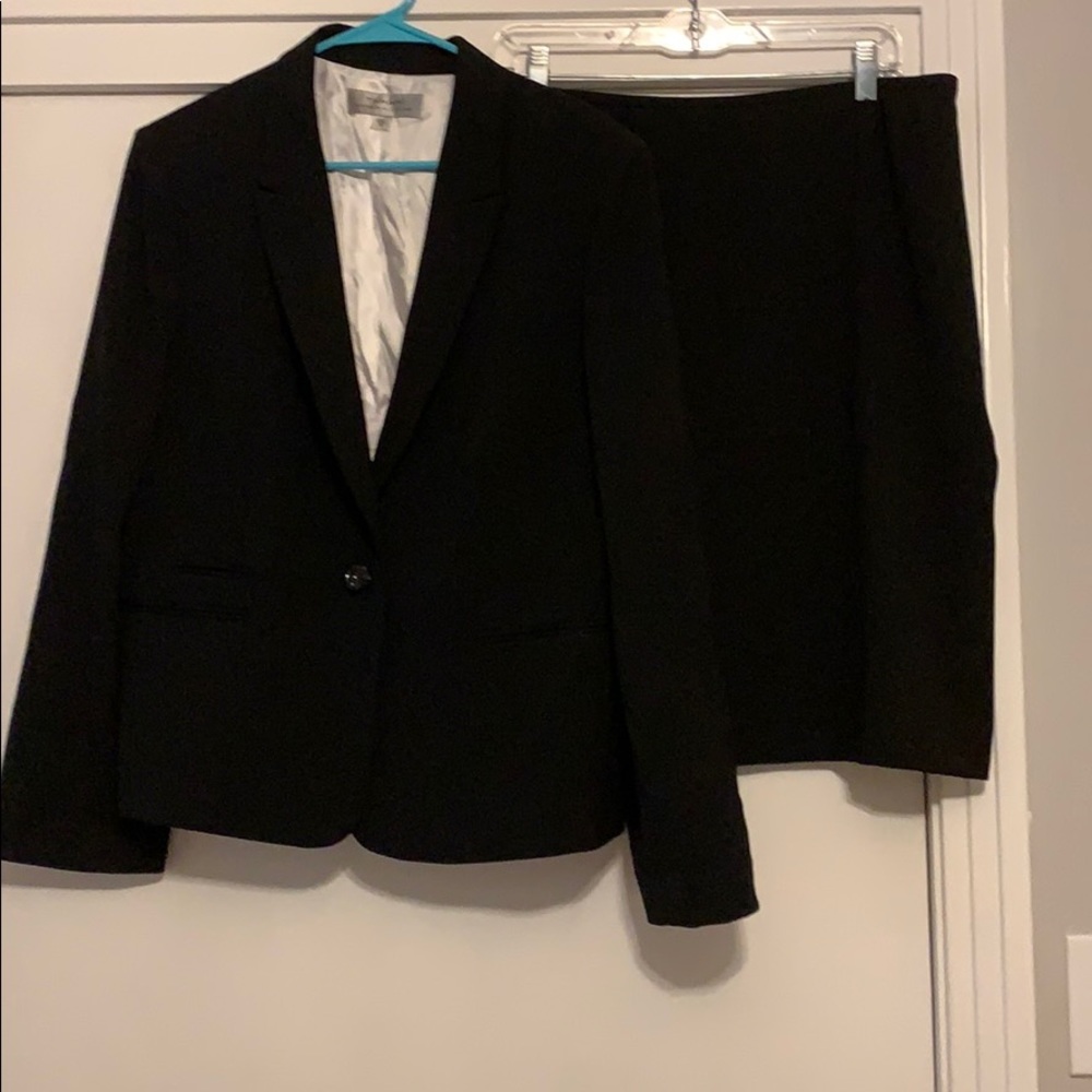 Tahiti skirt suit